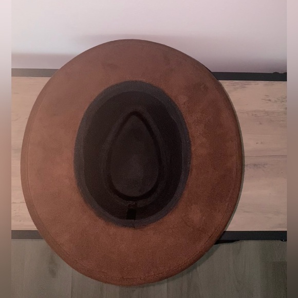 Brown Hat - Picture 4 of 4